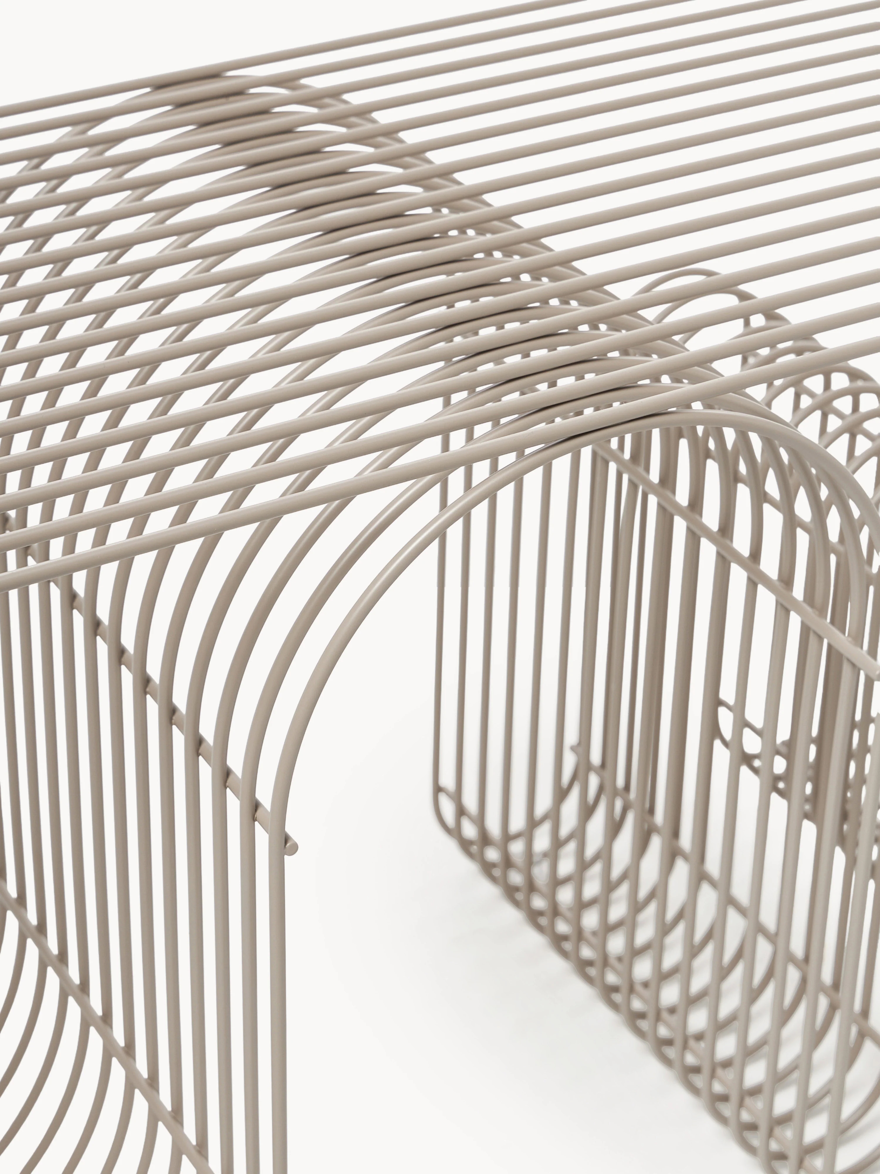 Metalen zitbank Curva