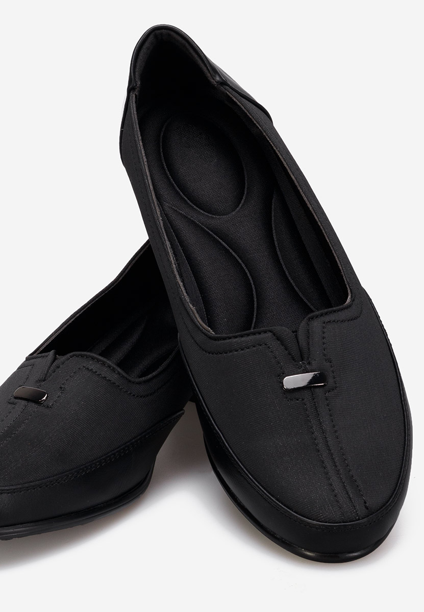 Chaussures à talon épais noirs Narona