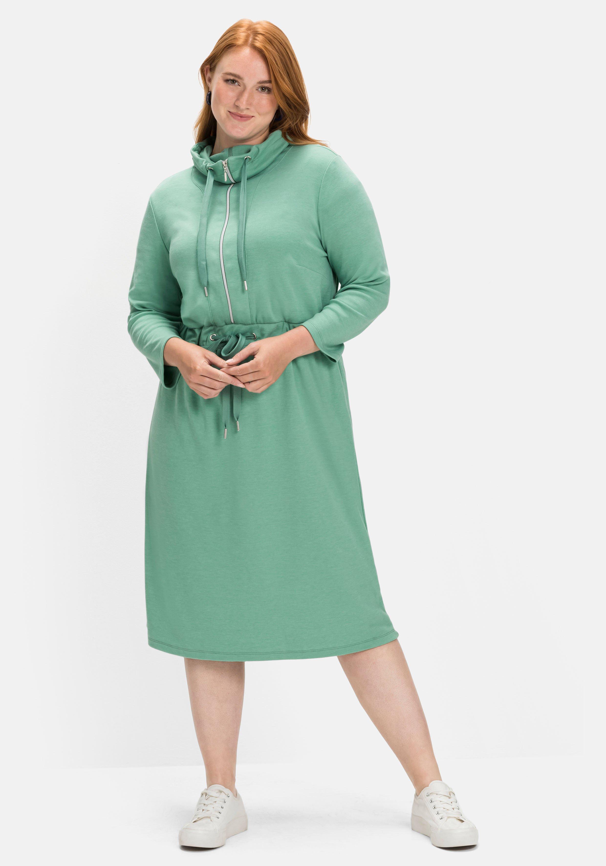 Sweatkleid mit großem Umlegekragen