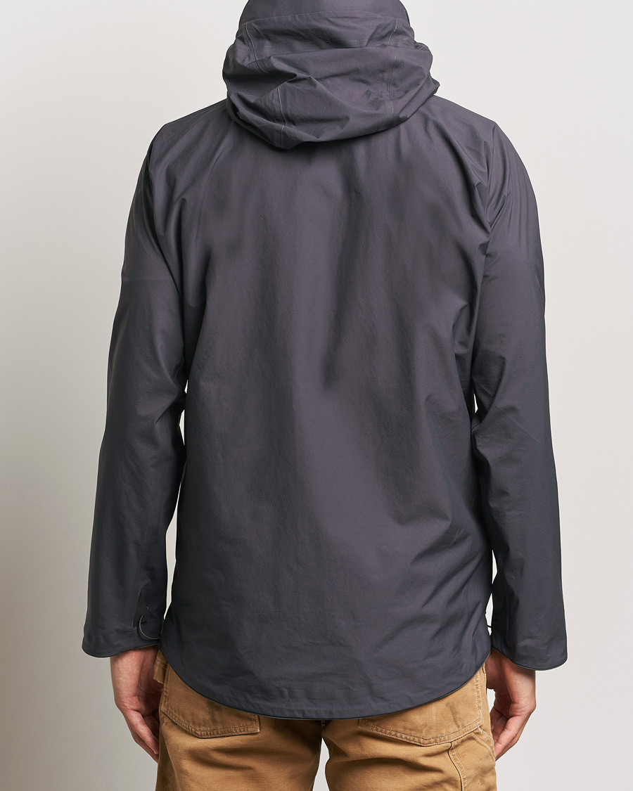 Klättermusen Asynja Lightweight Waterproof Jacket Raven