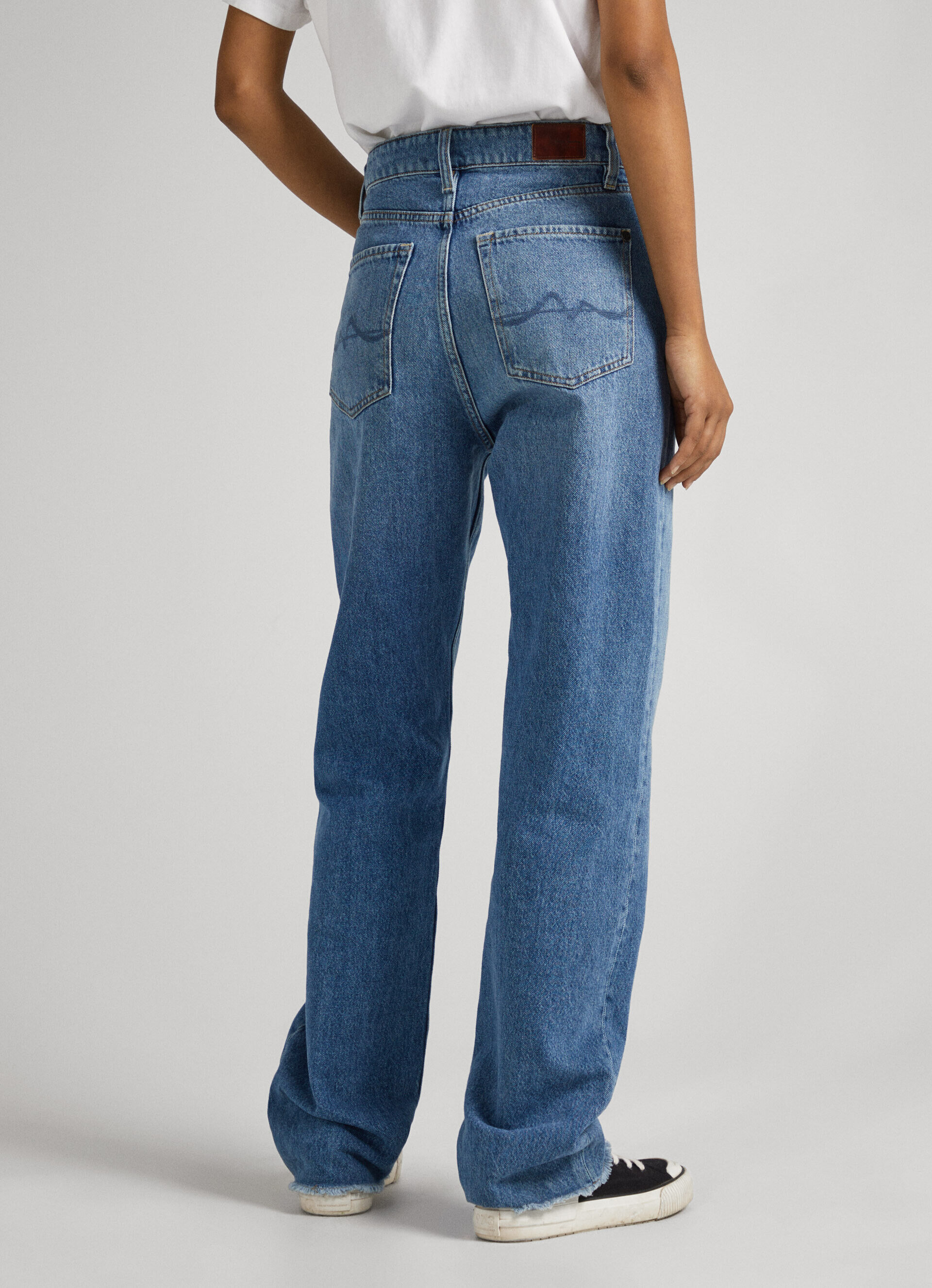 Calça jeans ROBYN de cintura alta e corte regular - jeans