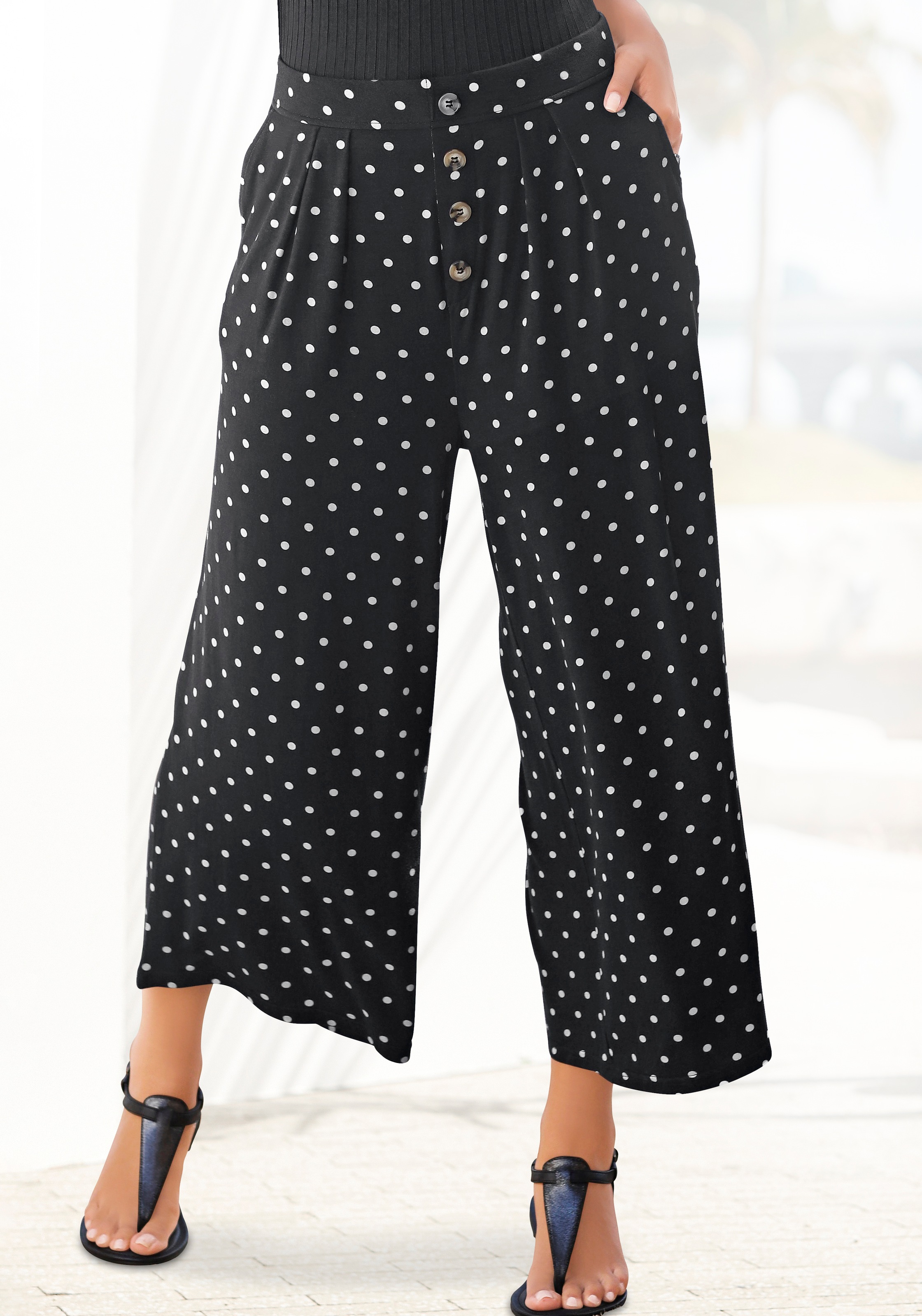 LASCANA Culotte  mit Punktedruck und Taschen, elatischer Bund, 7/8-Hose, Jerseyhose