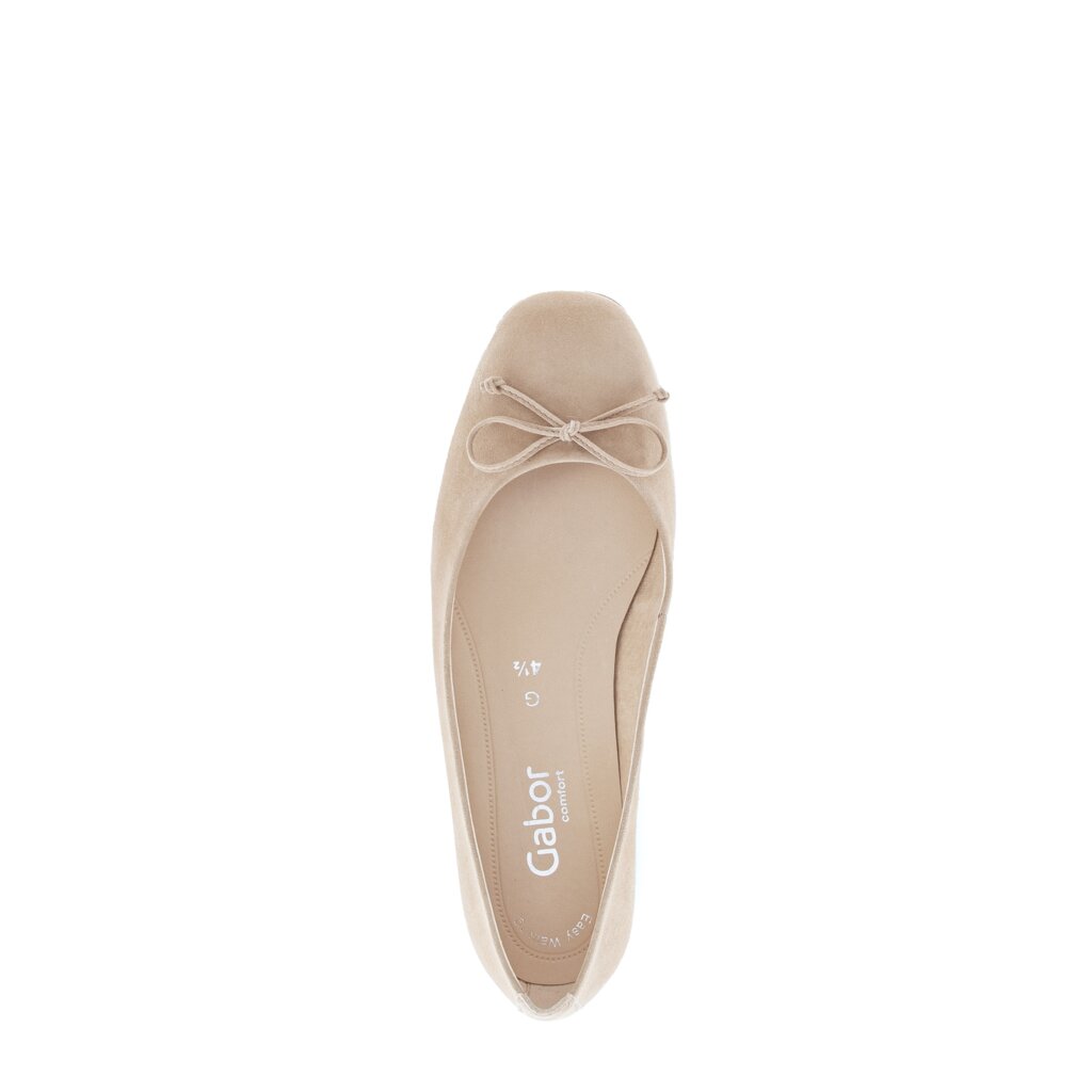 Elegante ballerina beige