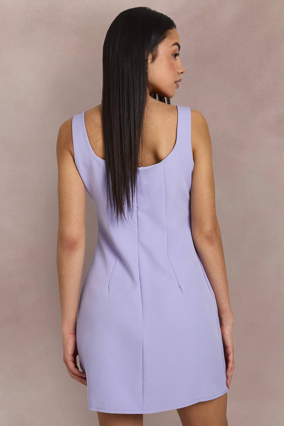 boohoo Robe Mini Ajustée À Détails De Coutures