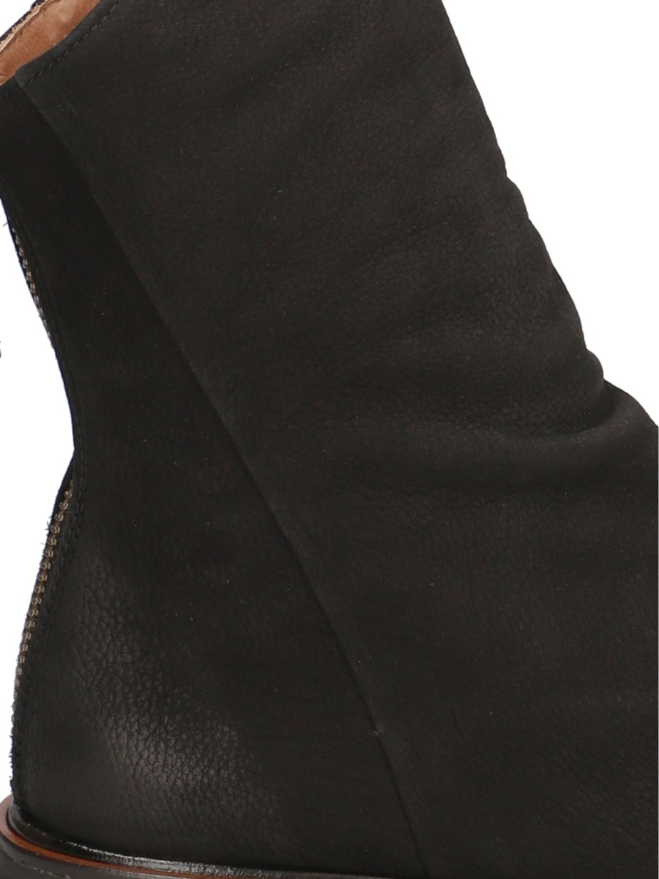 Nubukleder Boot