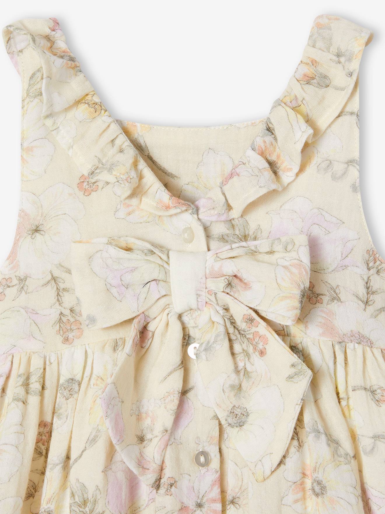 Vestido infantil em chiffon de algodão cru com estampa floral.