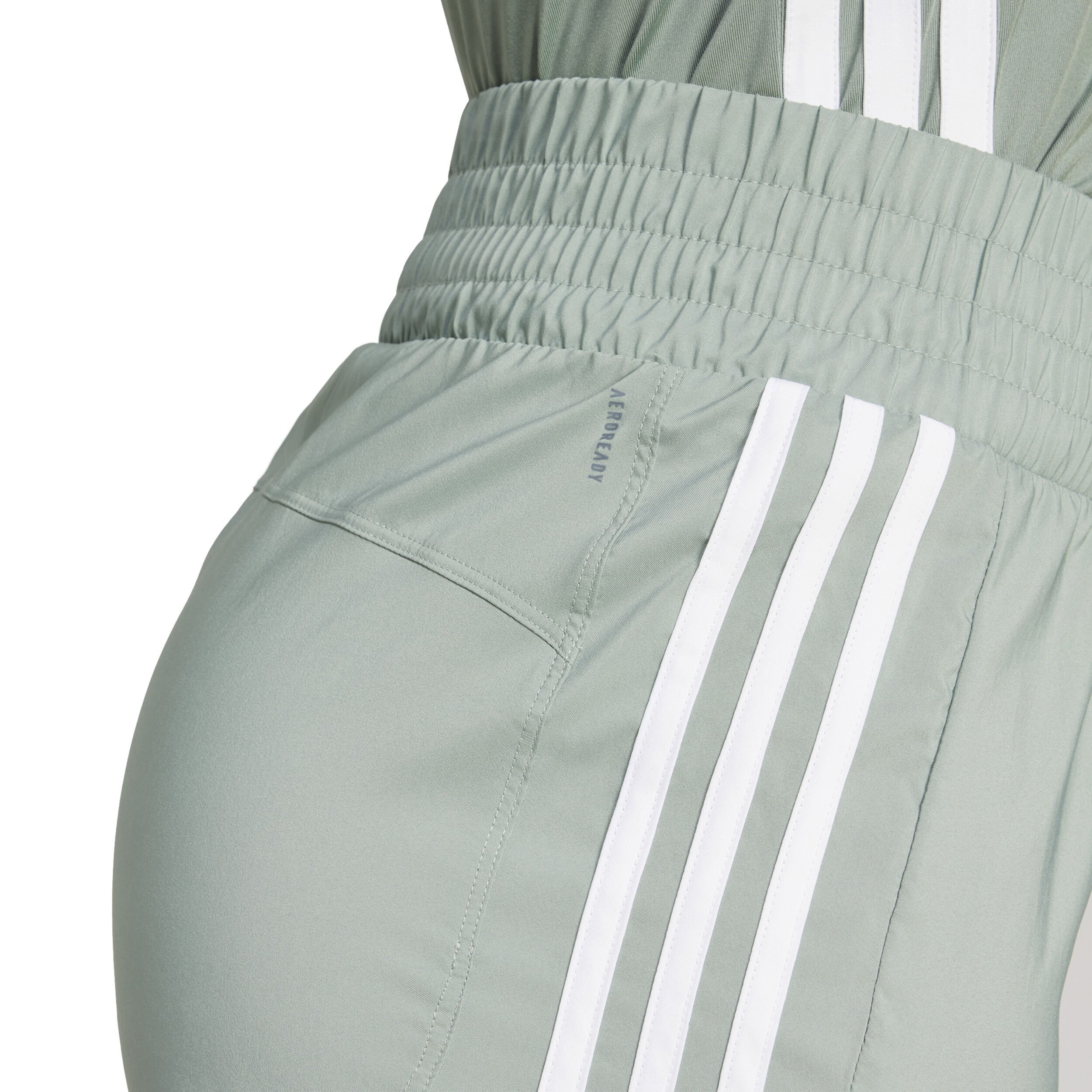 adidas Pacer Woven High-Rise Shorts Femmes - Sauge, Blanc