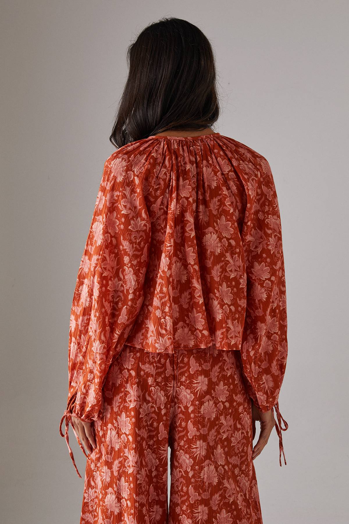 Warehouse Blouse Bohème en Étamine à Nœud Devant