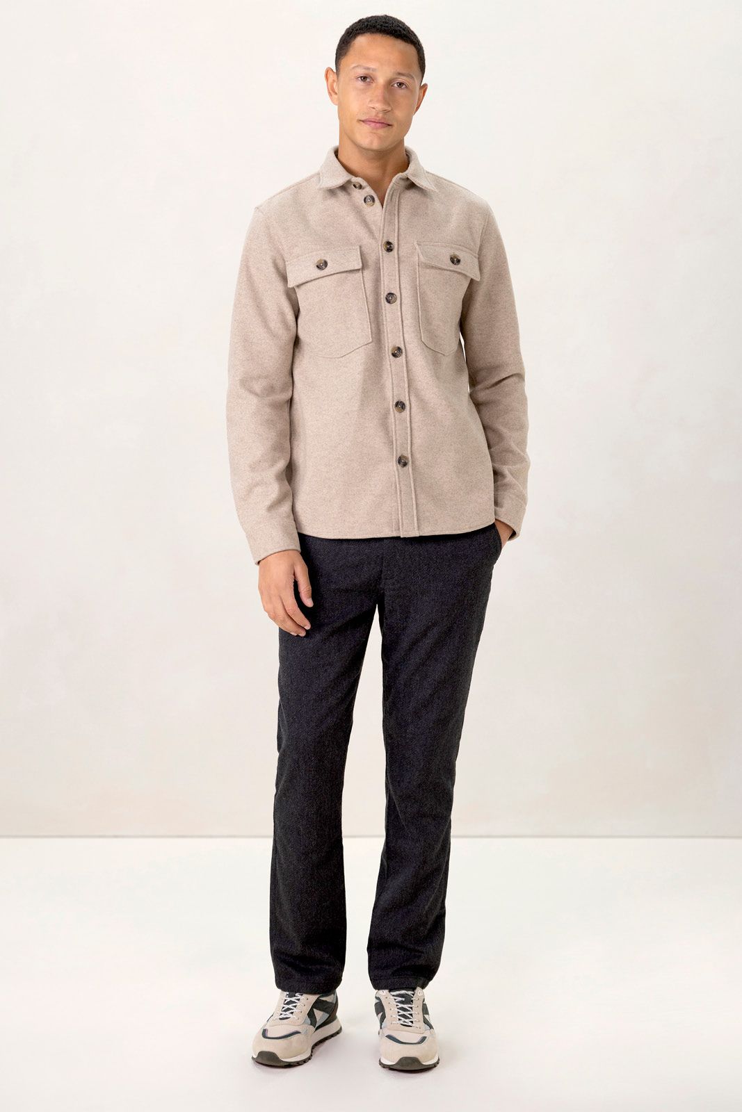 Donkergrijze chino