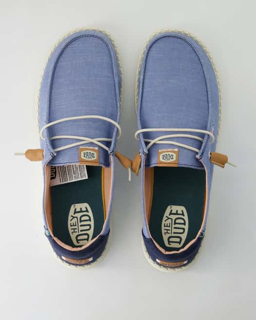 Hey Dude Wendy Chambray Sneaker in Blau