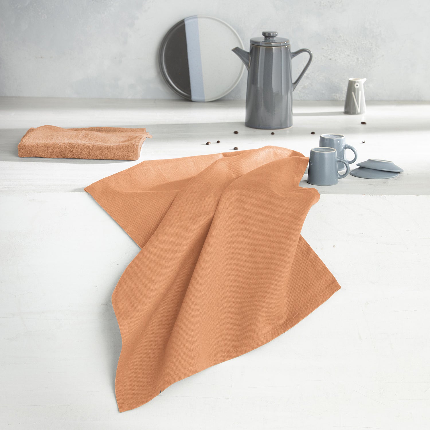 DDDDD theedoek Logo oranje 60 x 65 cm