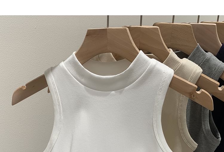 Yako - Mock Neck Plain Slim Fit Crop Tanktop