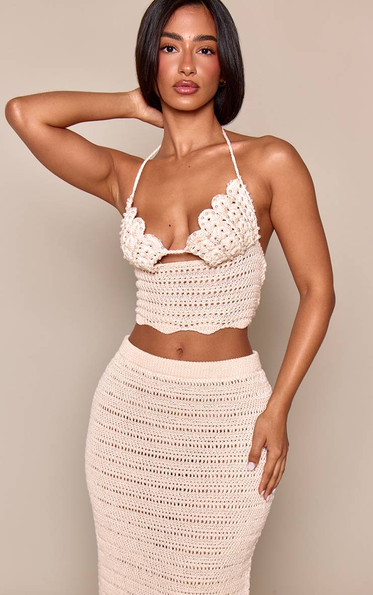 Naturel Haut Caraco En Crochet Avec Détail Coquillage Et Finitions Perles Beige