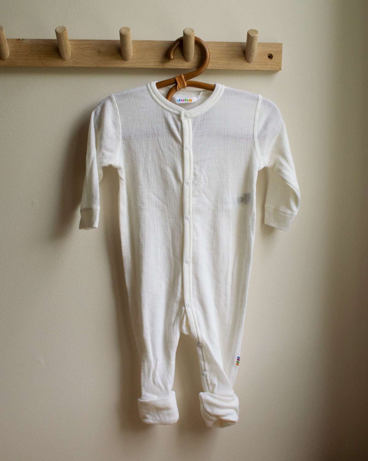 Ullpysj – Heldress med trylleføtter – 100% Merino – Rib Basic
