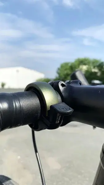Knog Oi Classic Small Fietsbel Zwart/Groen