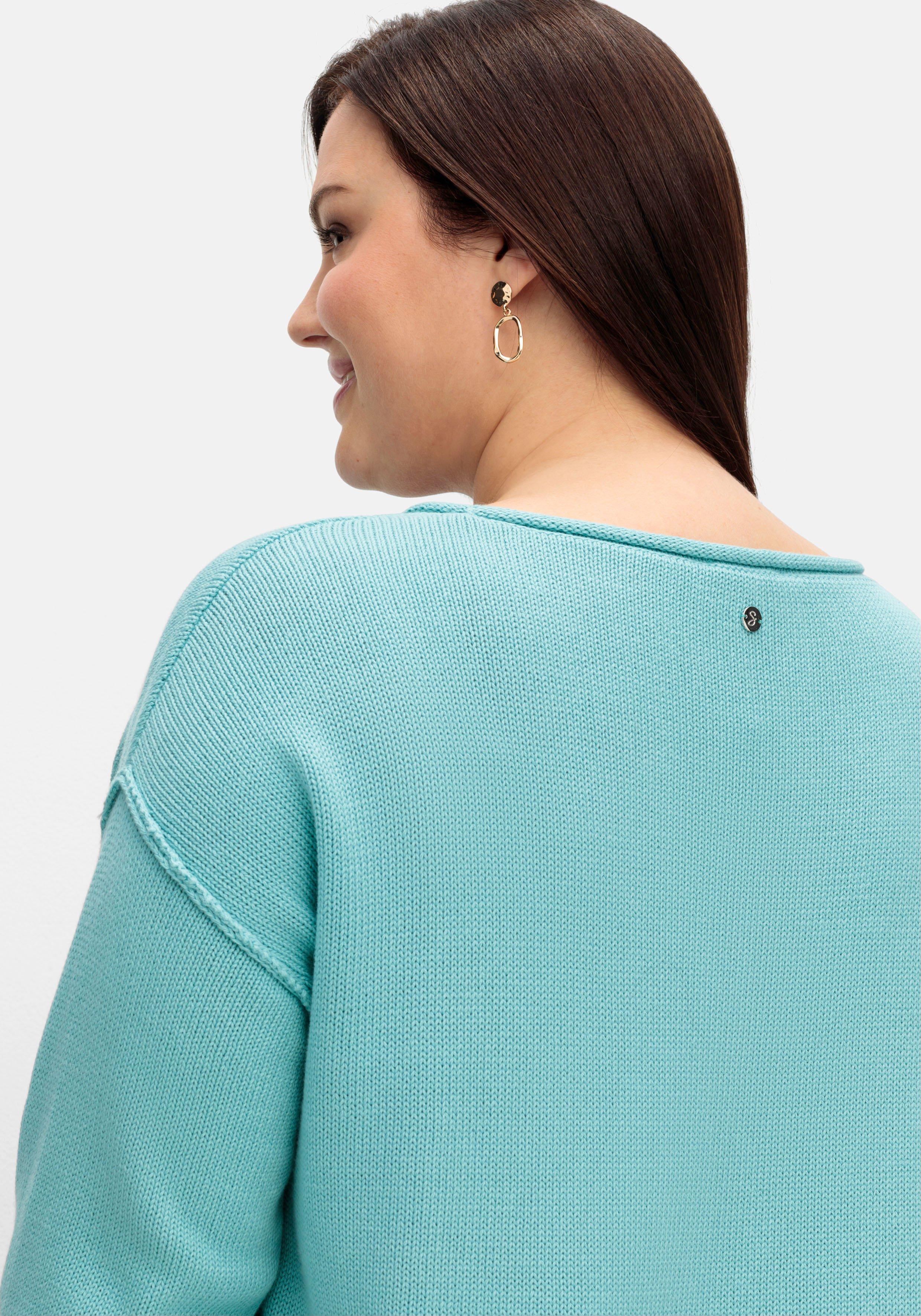 Pullover mit außenliegenden Nähten