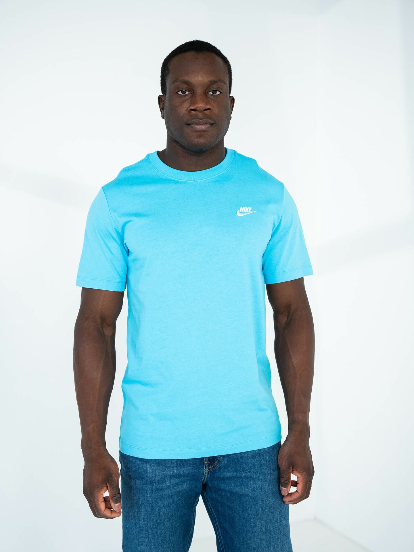 Club Tee