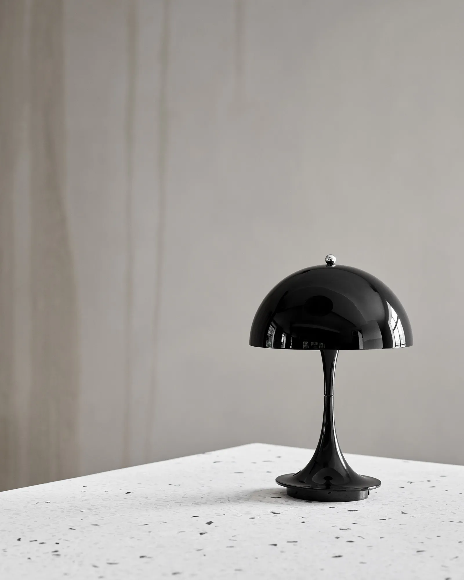 Louis Poulsen Panthella 160 Portable Lamp - Universal Plug