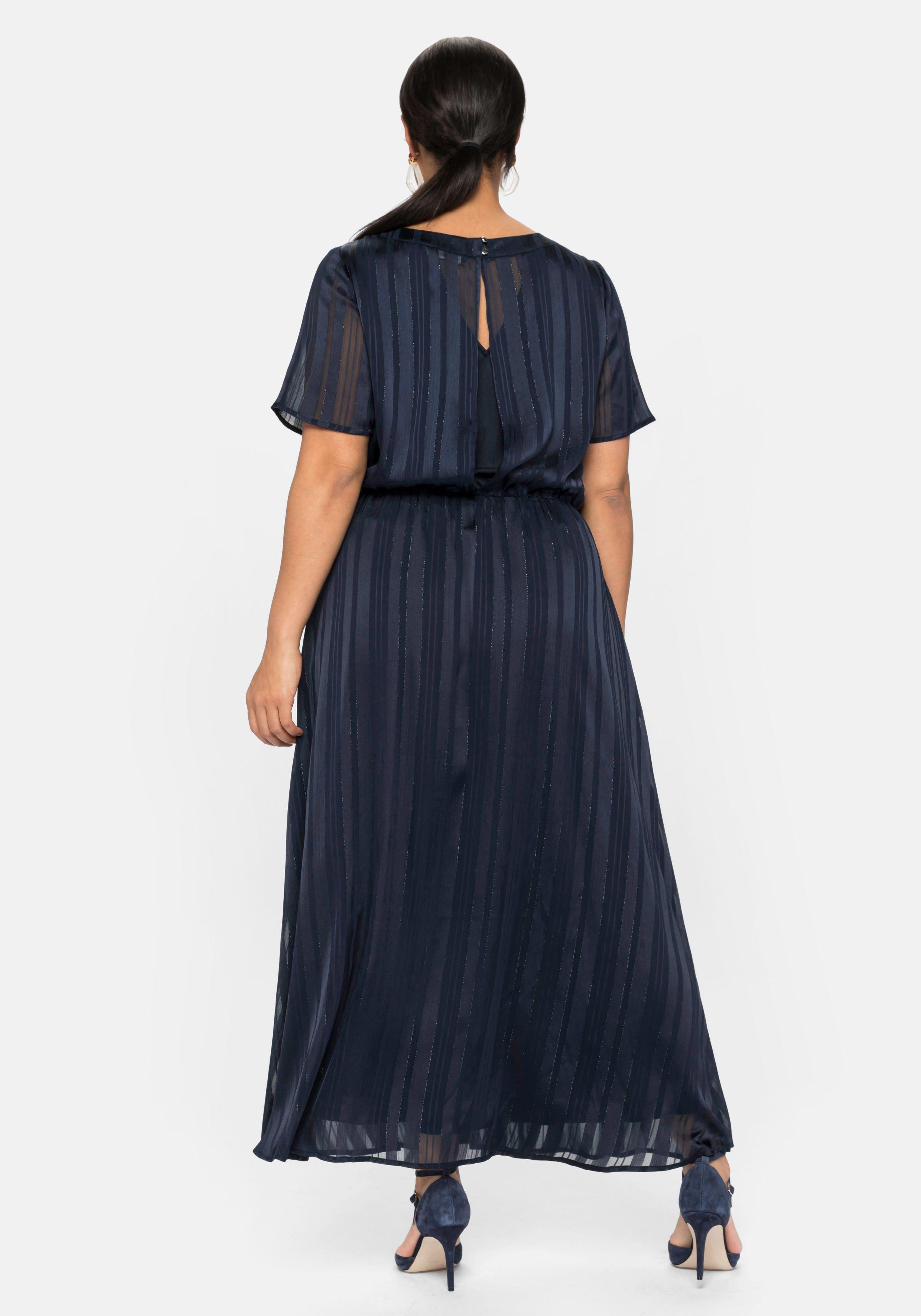 Abendkleid mit Streifen-Jacquard und Metallic-Effekt