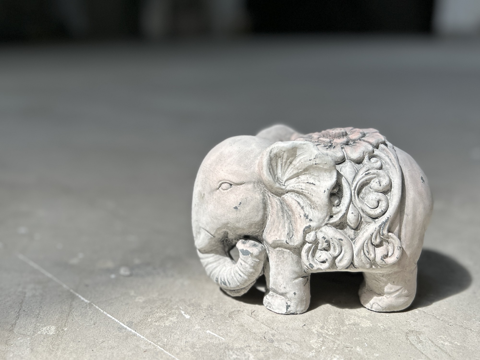 Figur 'Elefant', weiß, B 17,5 cm, L 10,5 cm, H 12 cm günstig bestellen