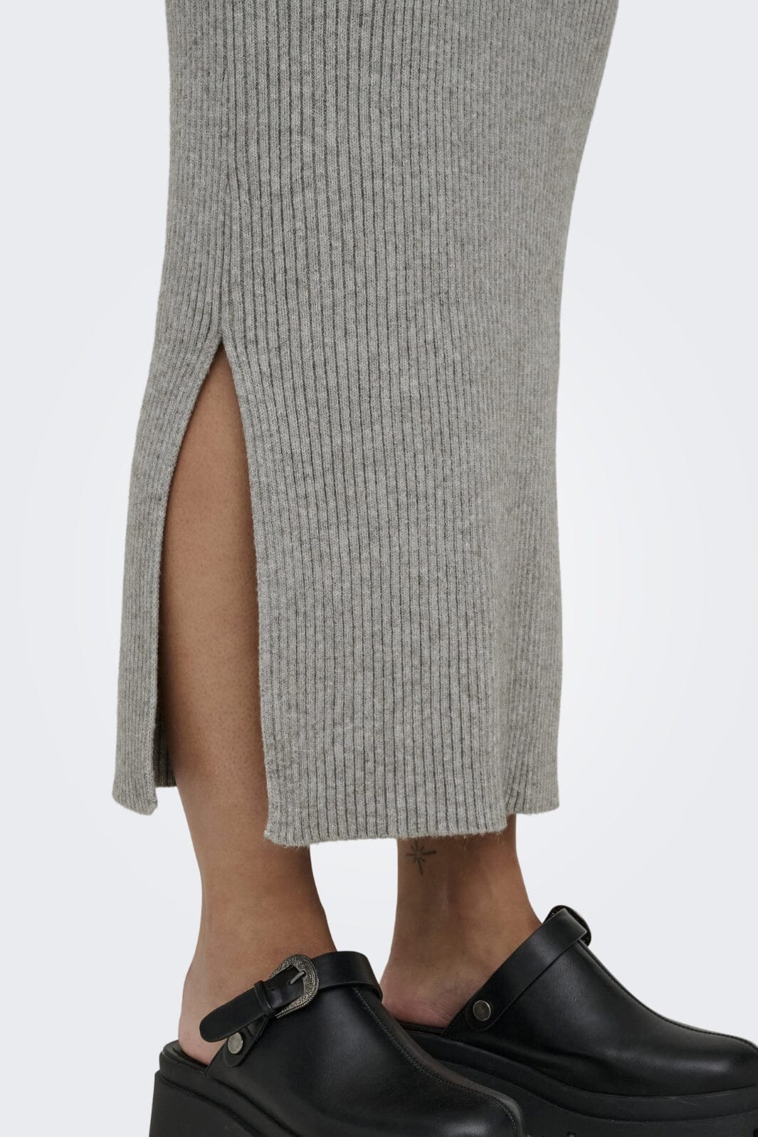 Only Onlkatia Life Ls Maxi Boatn Dress Cc Knt