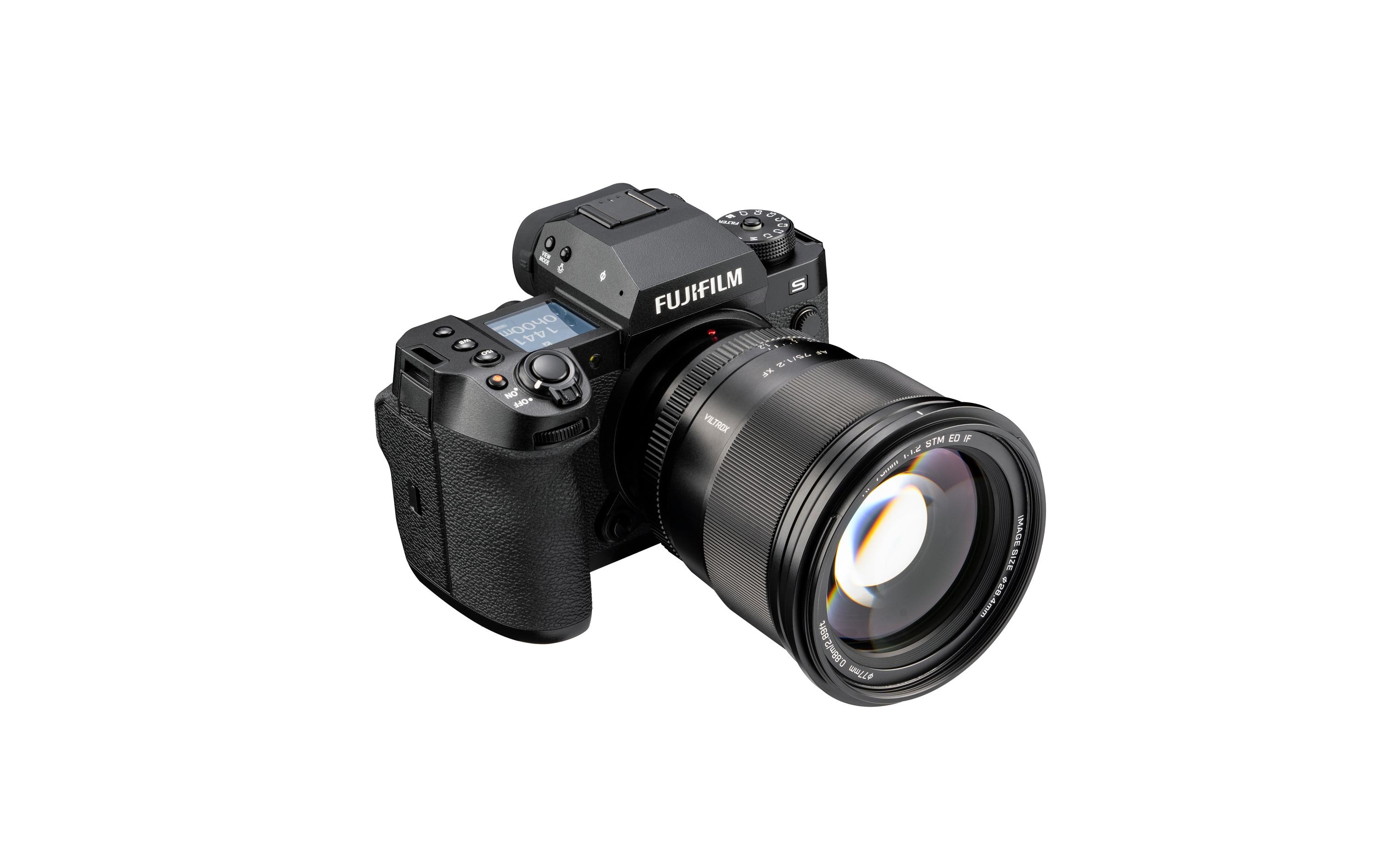 Festbrennweite AF 75/1.2 XF – Fujifilm X-Mount<br>Autofokus-Objektiv mit grosser Blendenöffnung