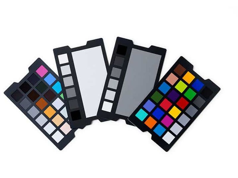 Datacolor Farbkalibrierung Spyder Photo/Video Kit Farbmanagement-Toolkit bestehend aus SpyderPro, Spyder Checkr Video, Spyder Cube, Spyder Checkr Photo, Farbreferenzkartenset und robustem Metallkoffer