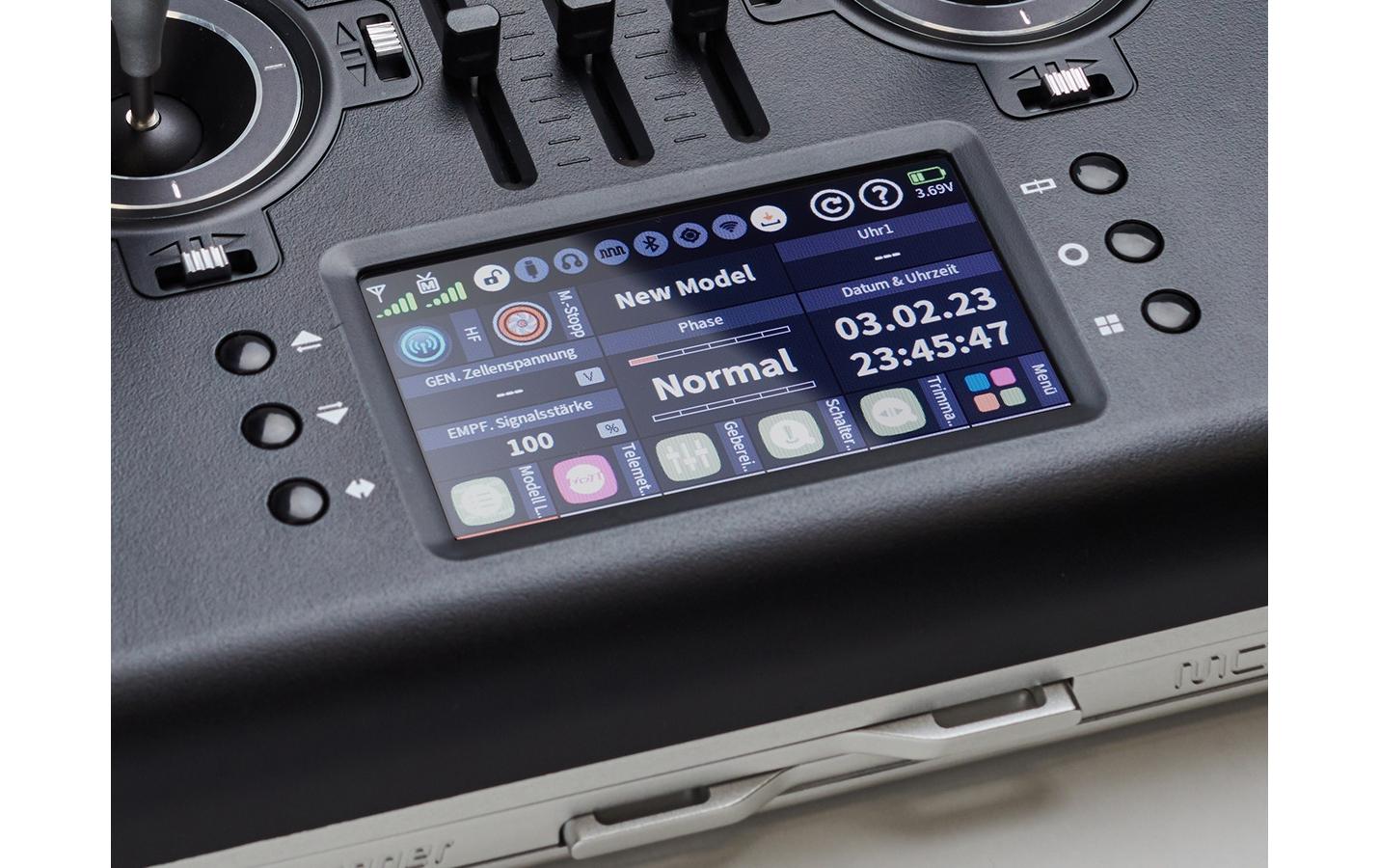 Fernsteuerung mc-32ex HoTT 32 Kanal, nur Sender<br>2.4 GHz HoTT Pultsender mit 32-Kanälen und 64 digitale Schalter