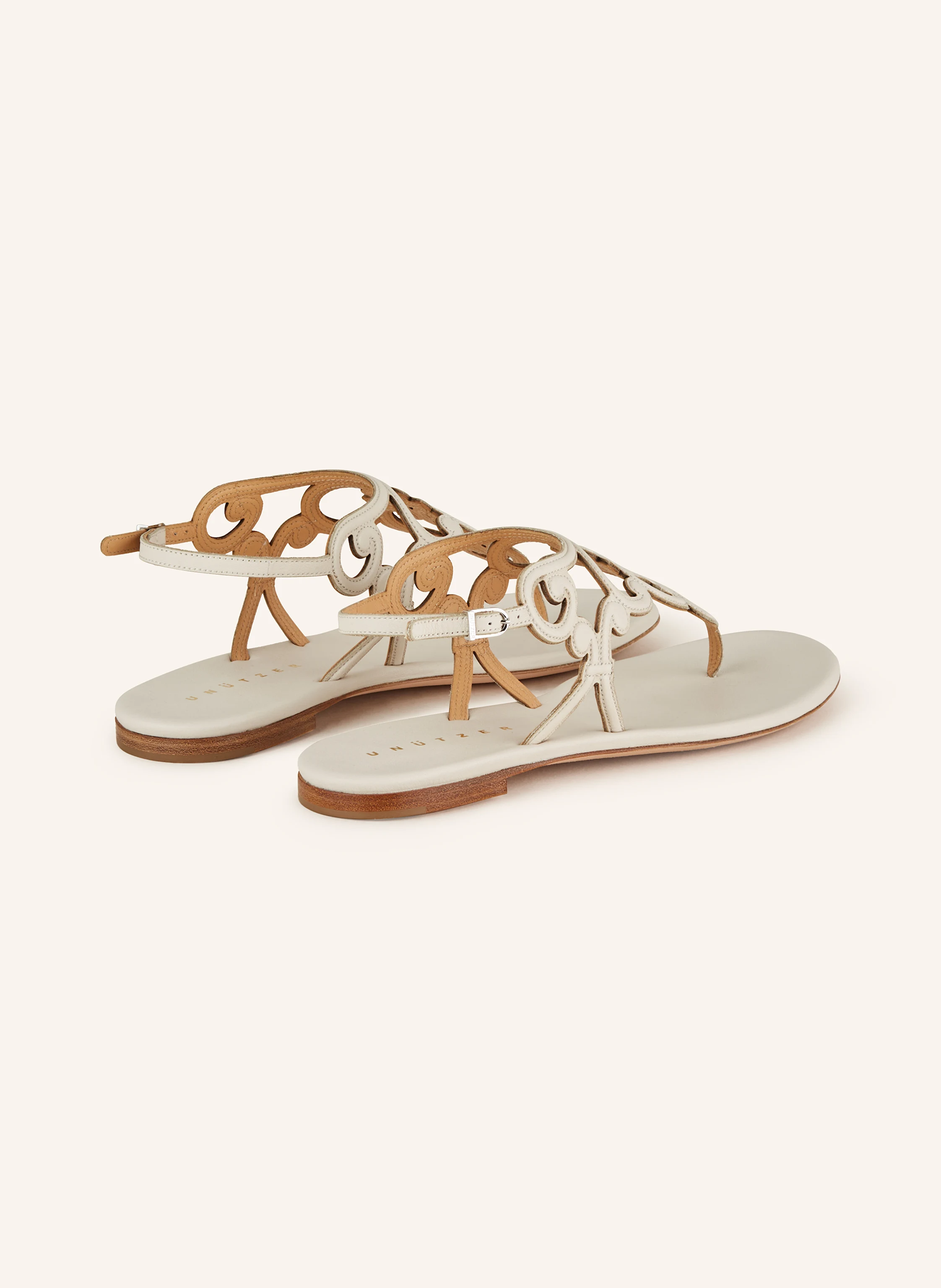 UNÜTZER Sandalen