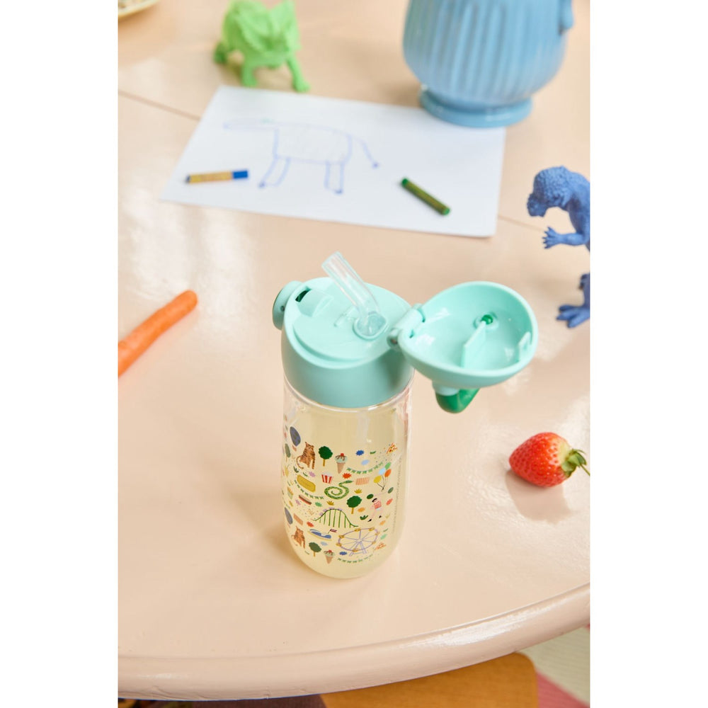 Køb Rice Mint Fun Fair Print Plastic Kids Drikkeflaske 550 Ml