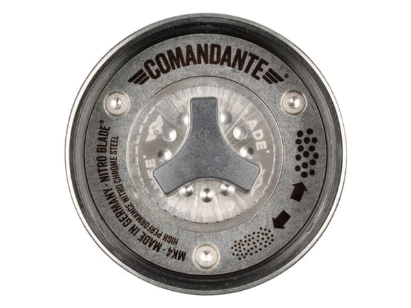 Comandante C40 MK4 Nitro-Blade Racing Green kaffehåndkværn