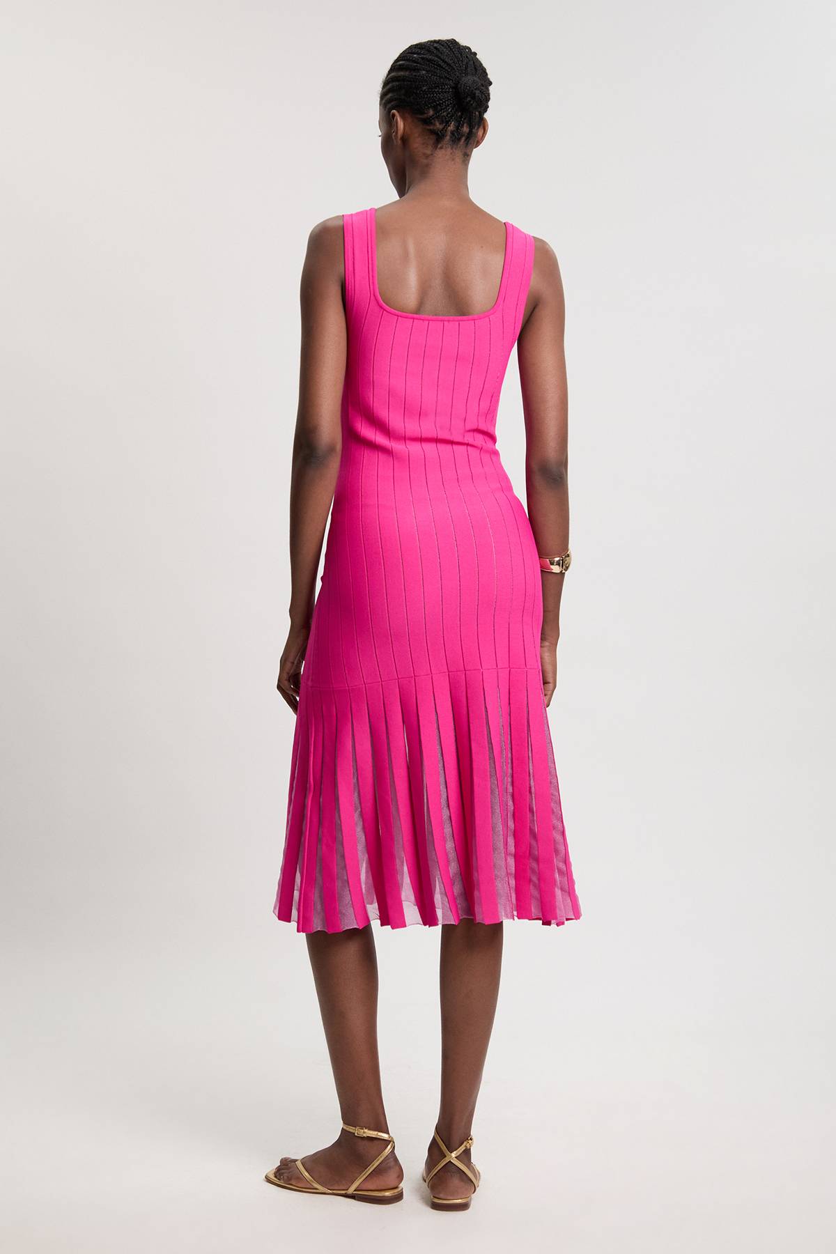 KarenMillen Robe courte en tricot stretch à col carré et ourlet retourné