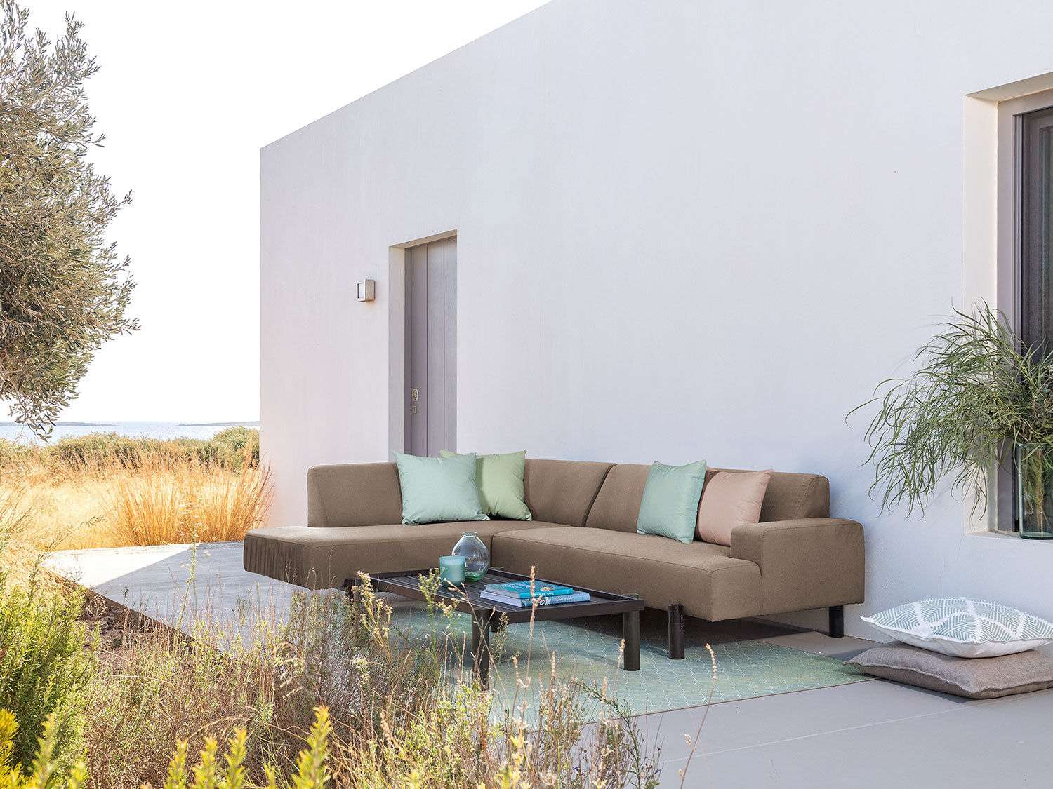 Garten-Ecklounge Eco mit Tisch