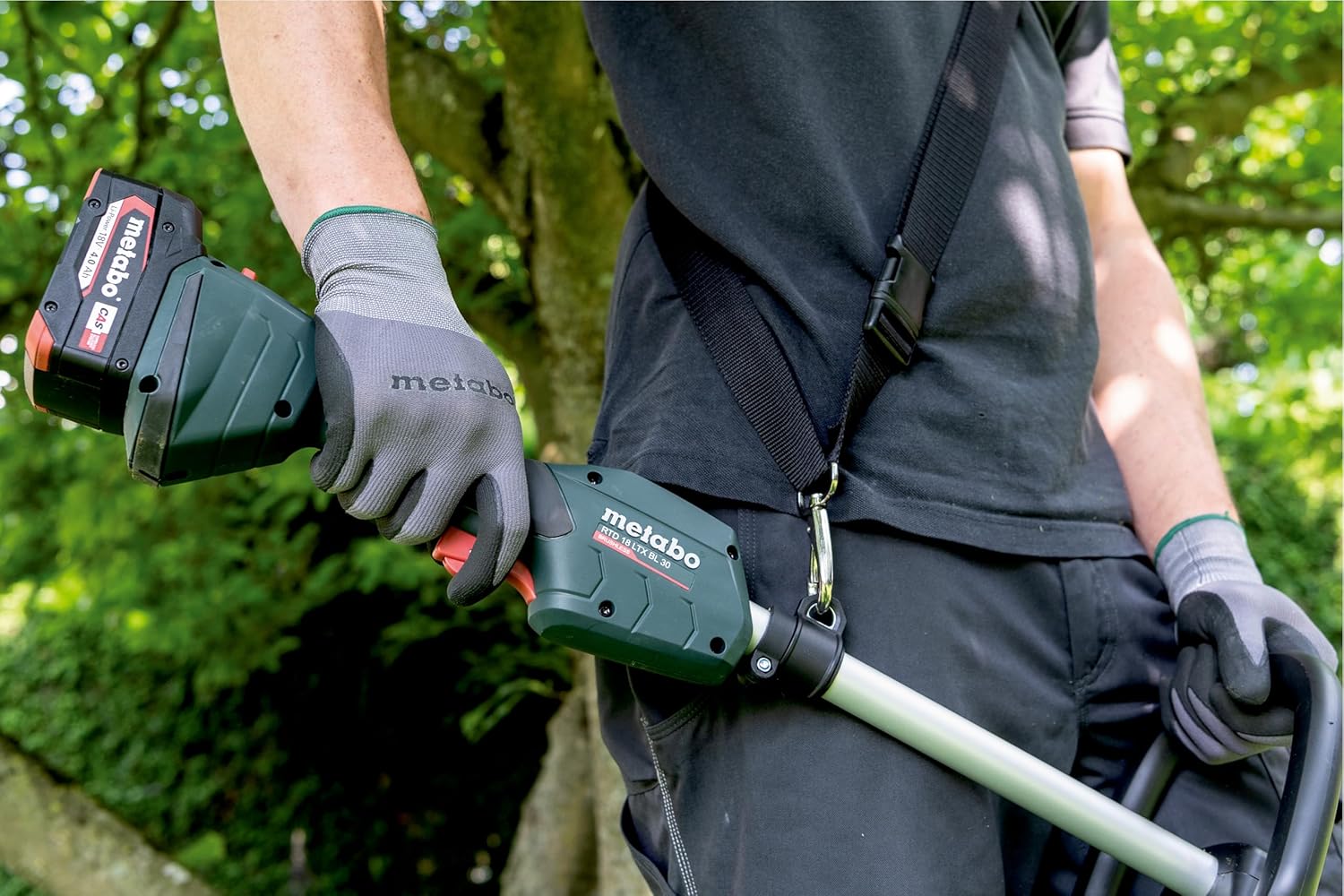 metabo Akku-Rasentrimmer RTD 18 LTX BL 30 – 601720850 – 18 V – Leicht und kompakt – Elektrischer Rasentrimmer mit Metabo Quick Fadenwechsel und Brushless-Motor – Ohne Akku und Ladegerät