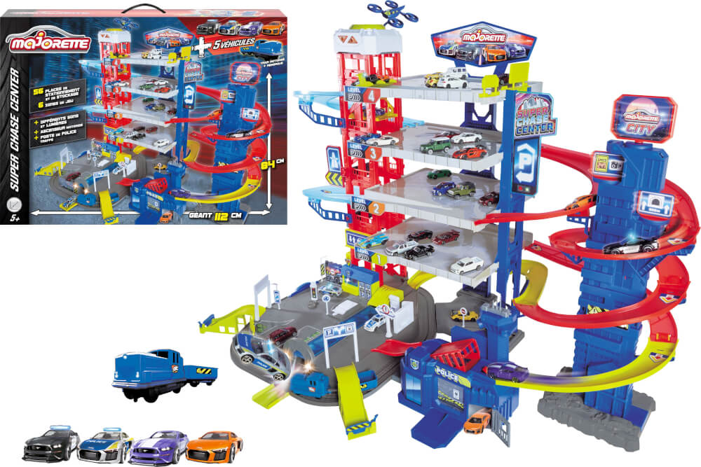 Majorette Super Chase Center