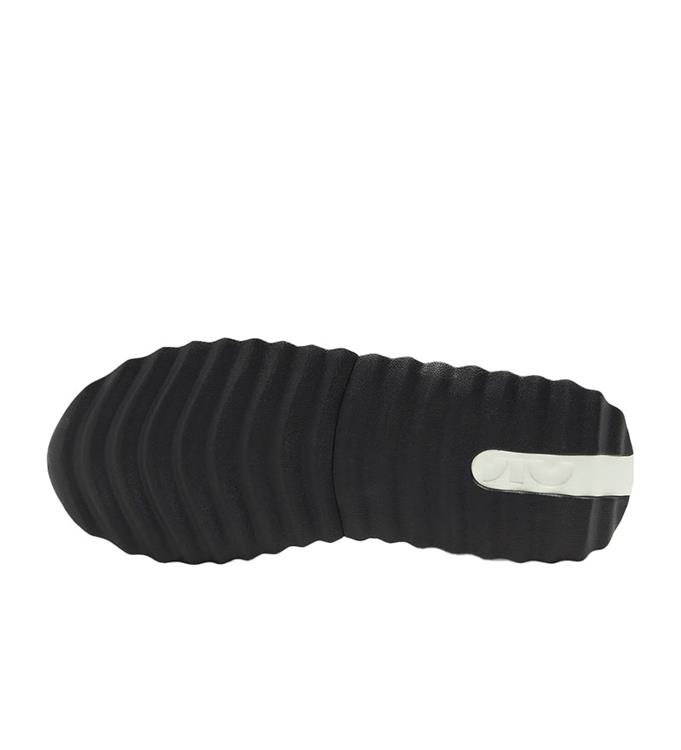Nike Women Air Max Dawn Sneakers