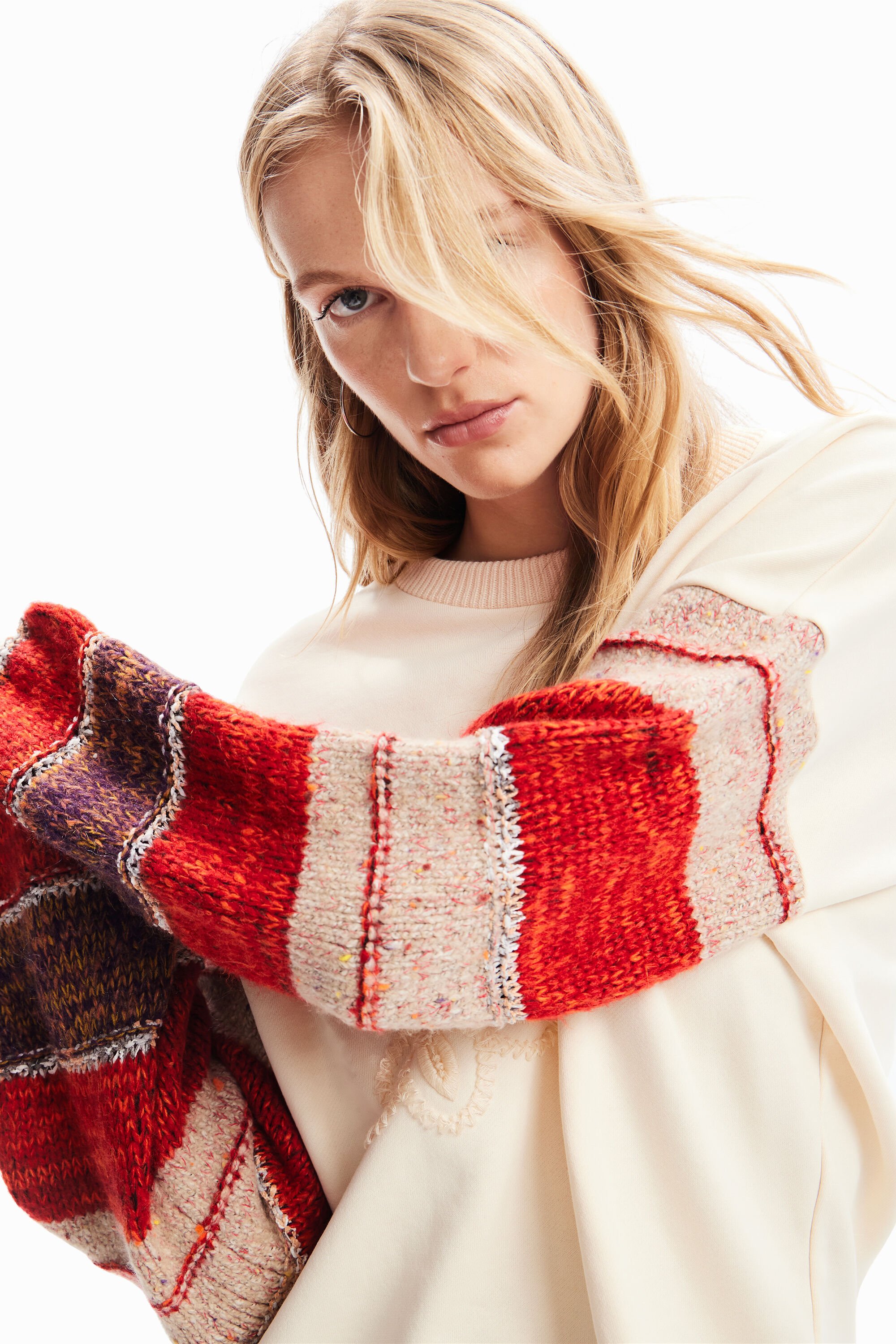 Sweat-shirt combiné broderie