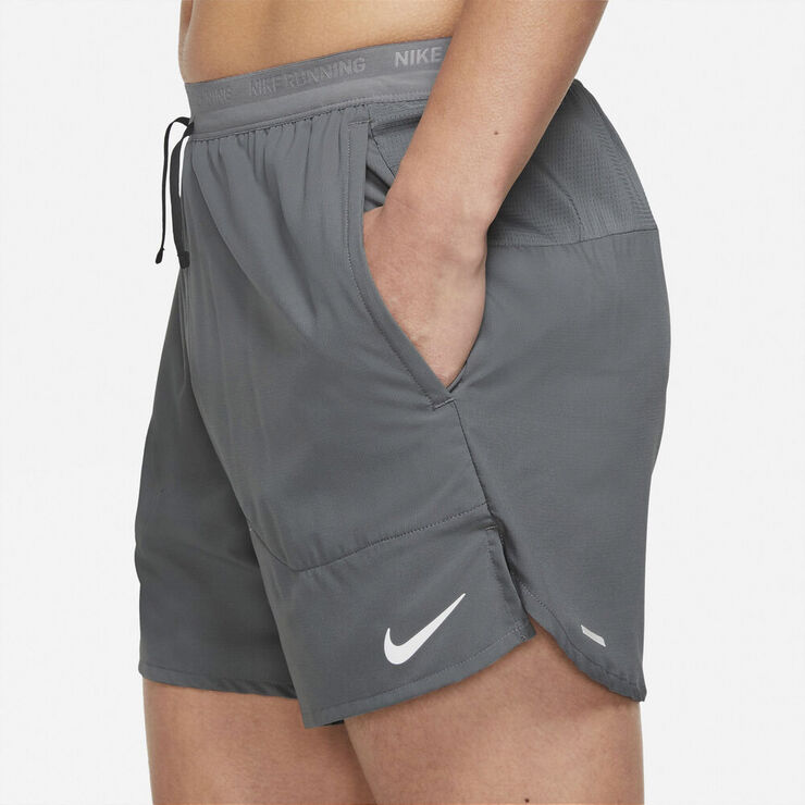 Nike Dri-FIT Stride 5