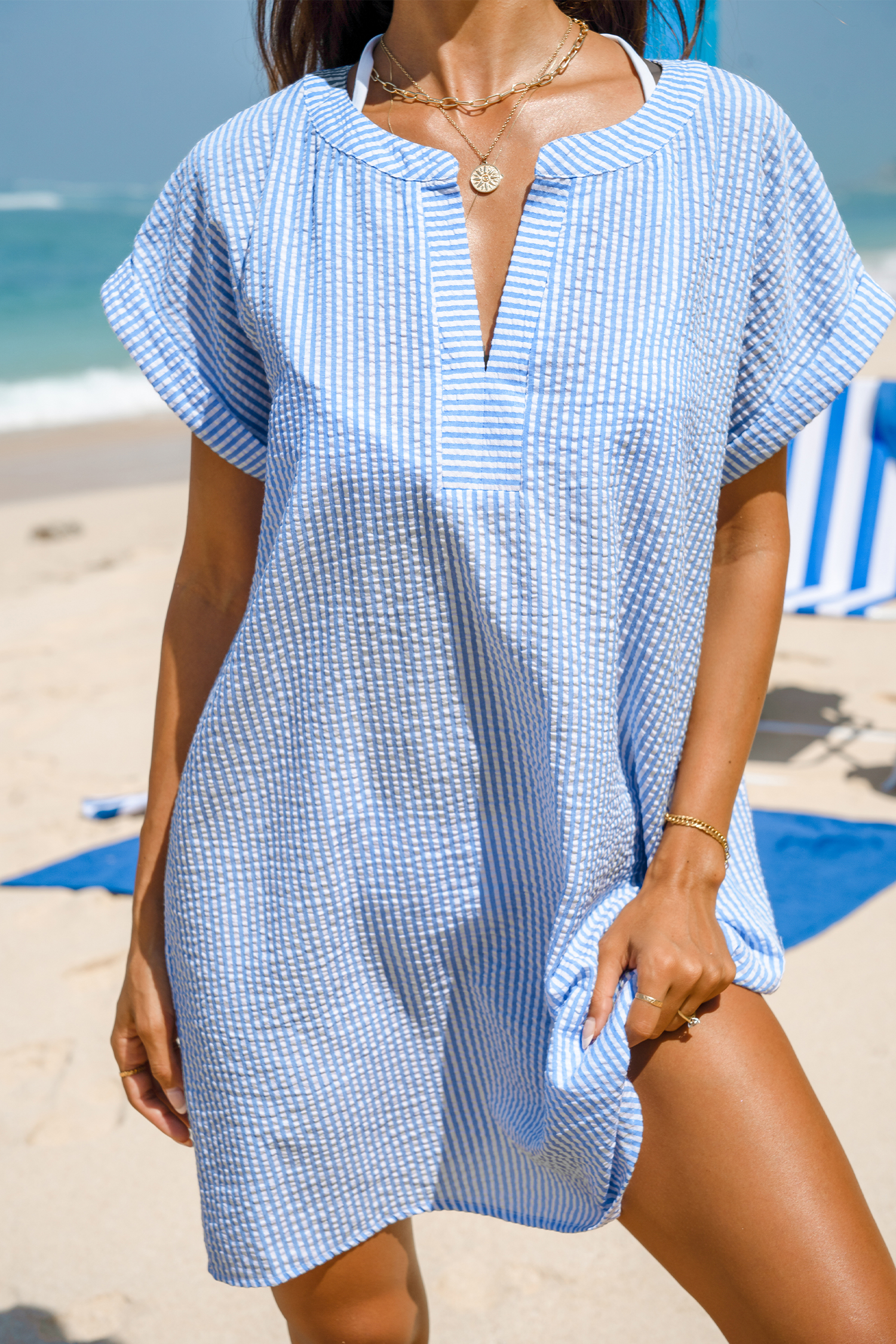 Robe cover up à rayures en seersucker