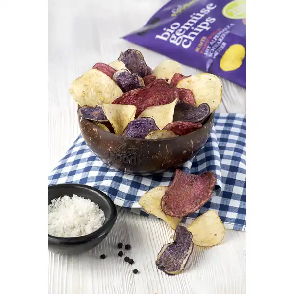 bio gemüse chips, bunte kartoffeln mit alpensalz & schwarzem pfeffer