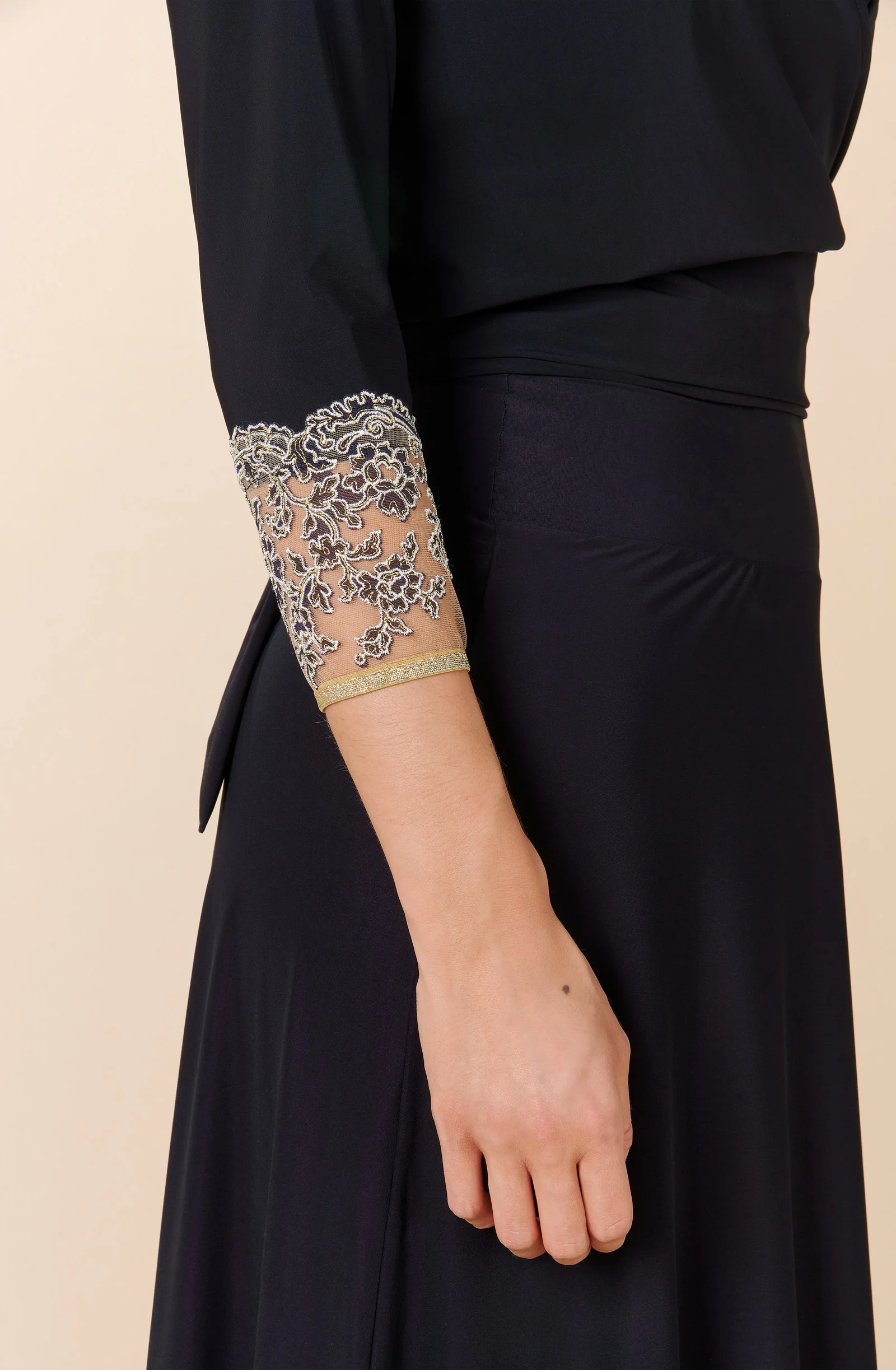tally Cache-cœur manches longues broderie marine Noir