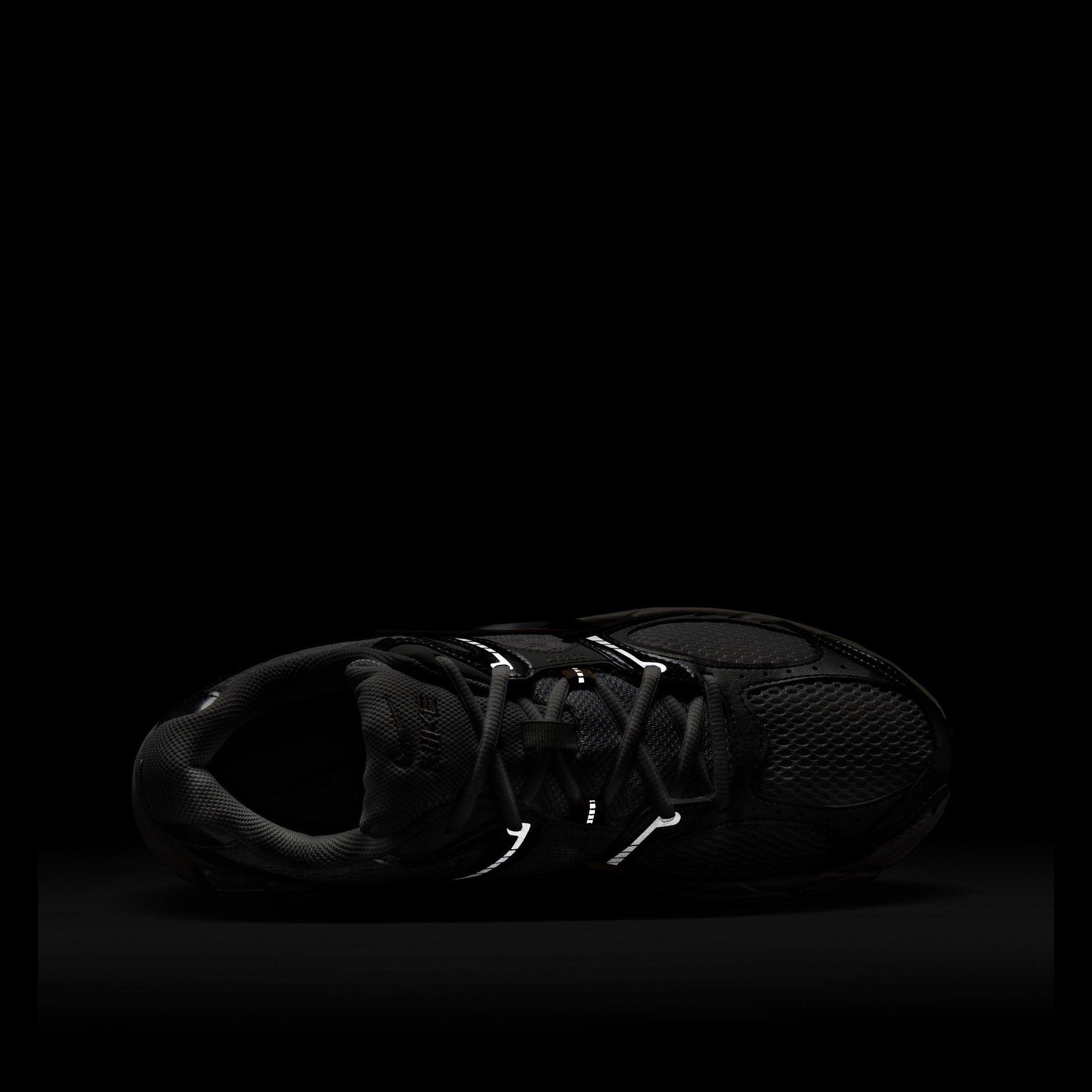 Nike V5 RNR