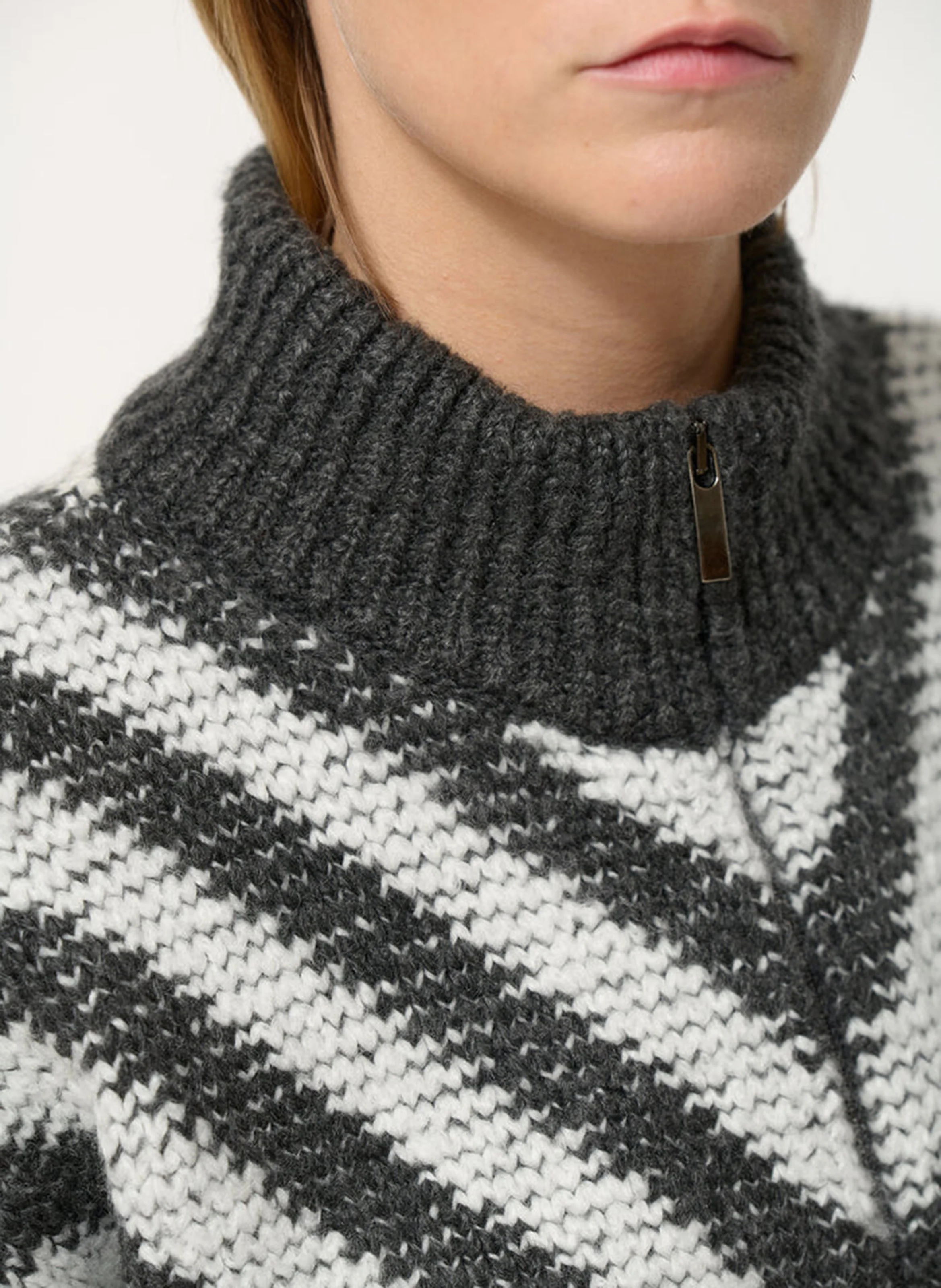 Gilet col montant motif chevrons | Gris