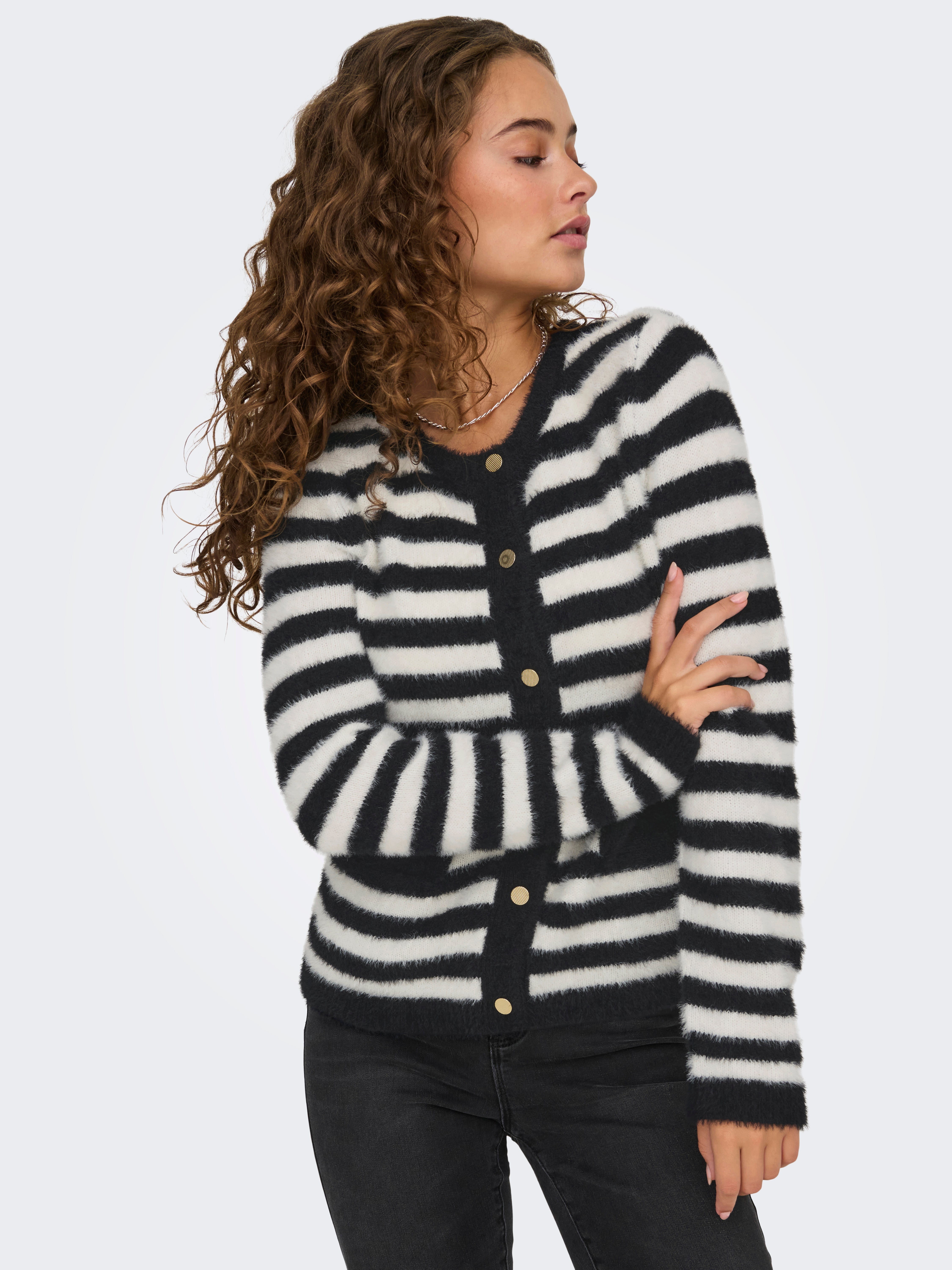 ONLCASSA Strickjacke Black