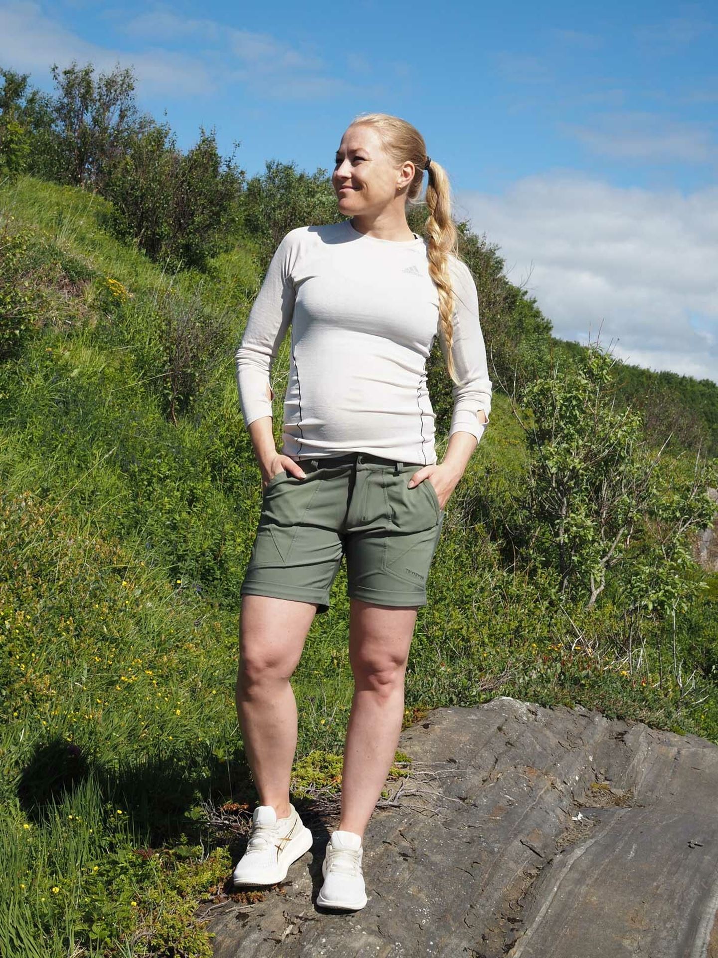 1222 Light Softshell Shorts
