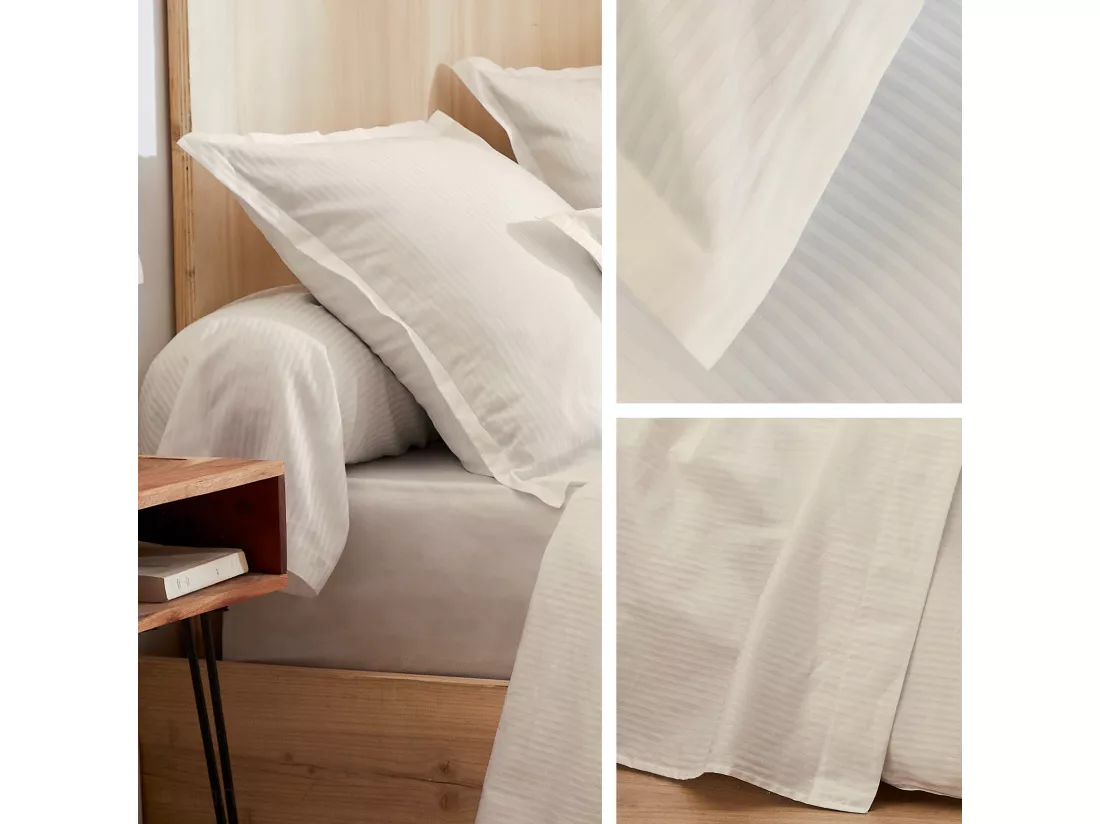 Taie de traversin 140x43 cm satin de coton GRAND HÔTEL marron sable