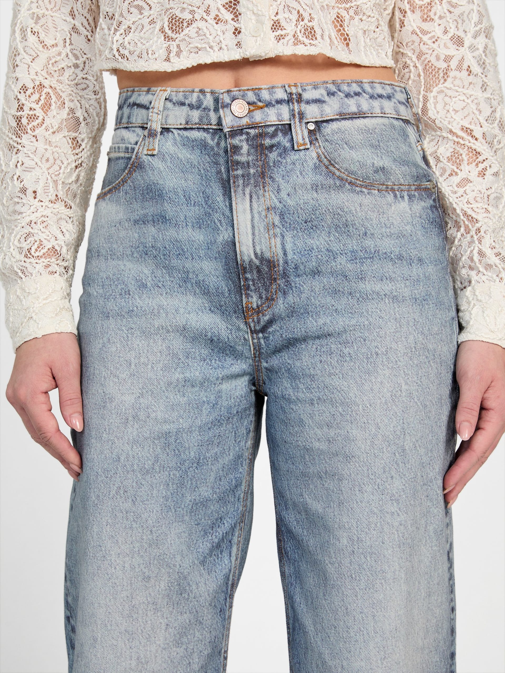 Calça jeans ecológica de perna larga