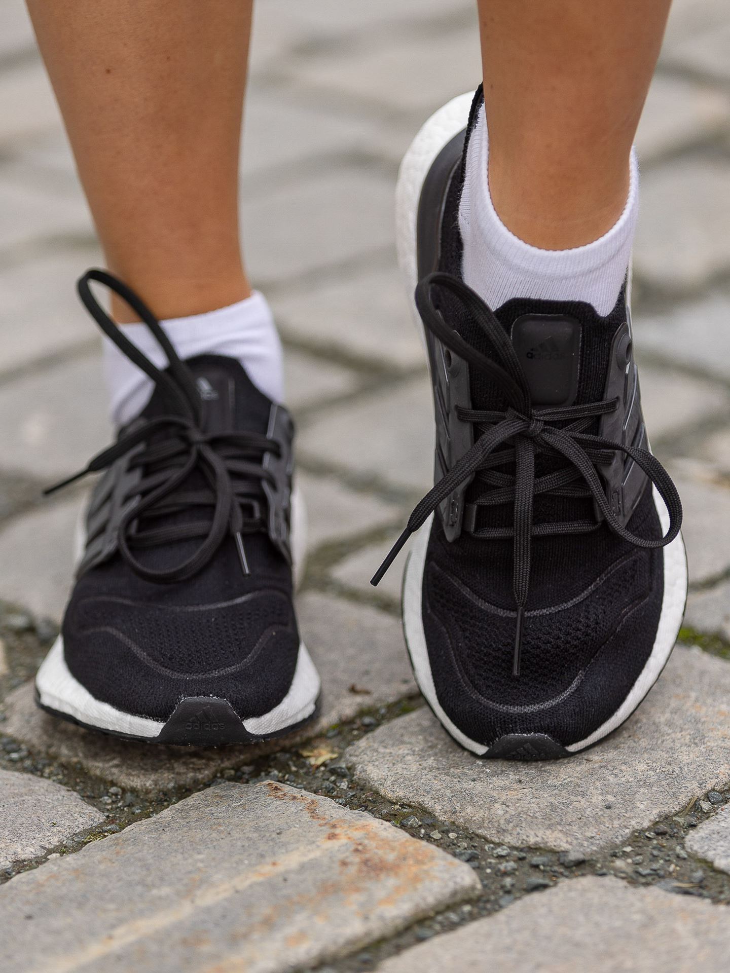 UltraBoost 22
