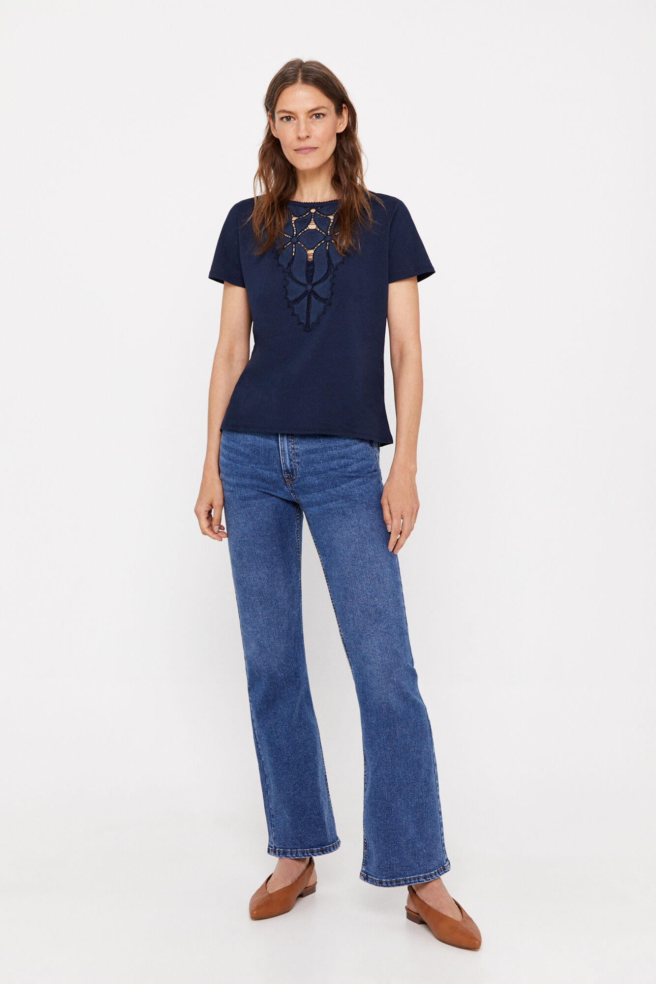 Camiseta com patch bordado - Azul Marinho