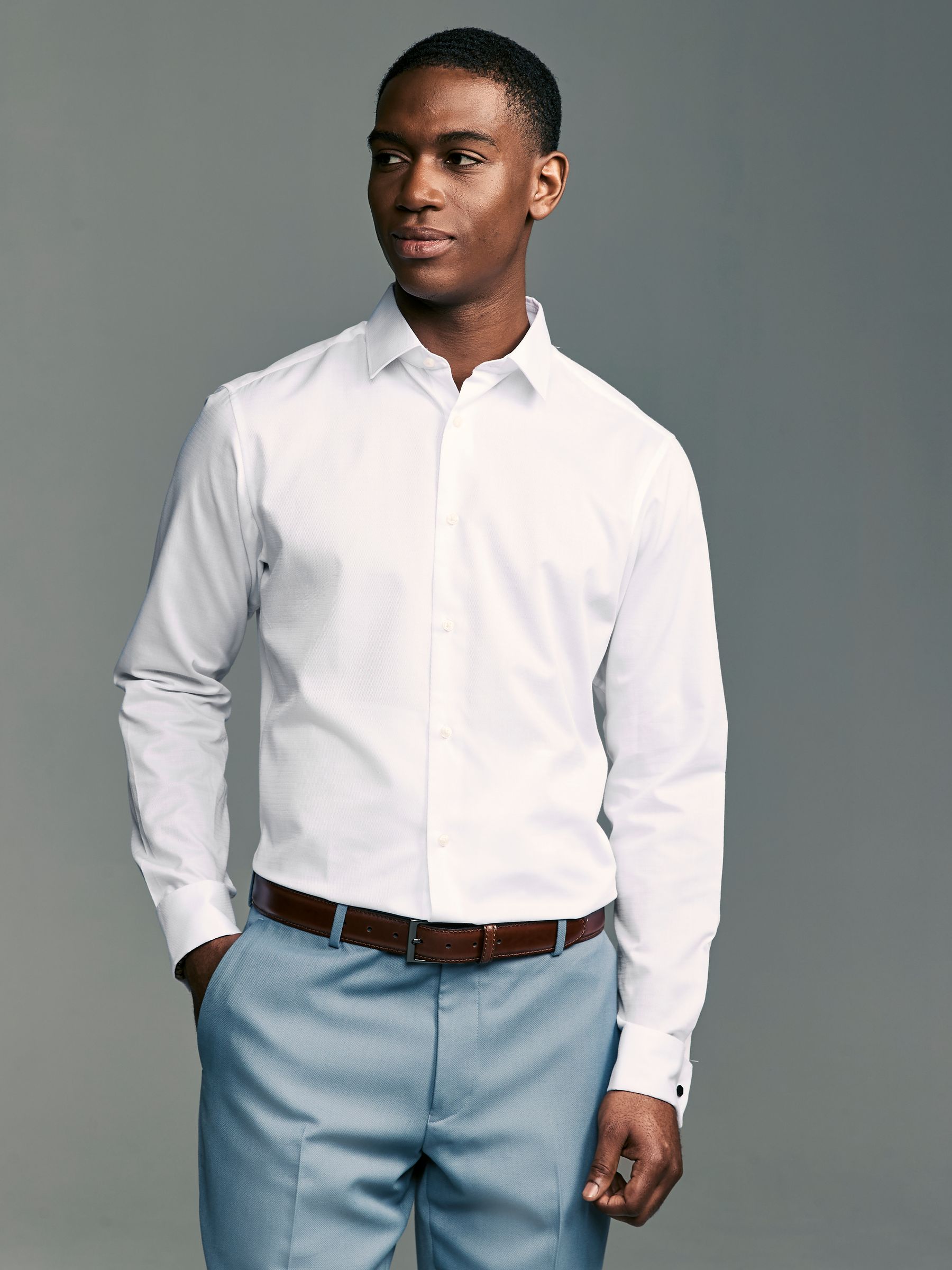 Wit - Slim Fit - Eenvoudig te strijken slim fit overhemd met textuur en dubbele manchetten